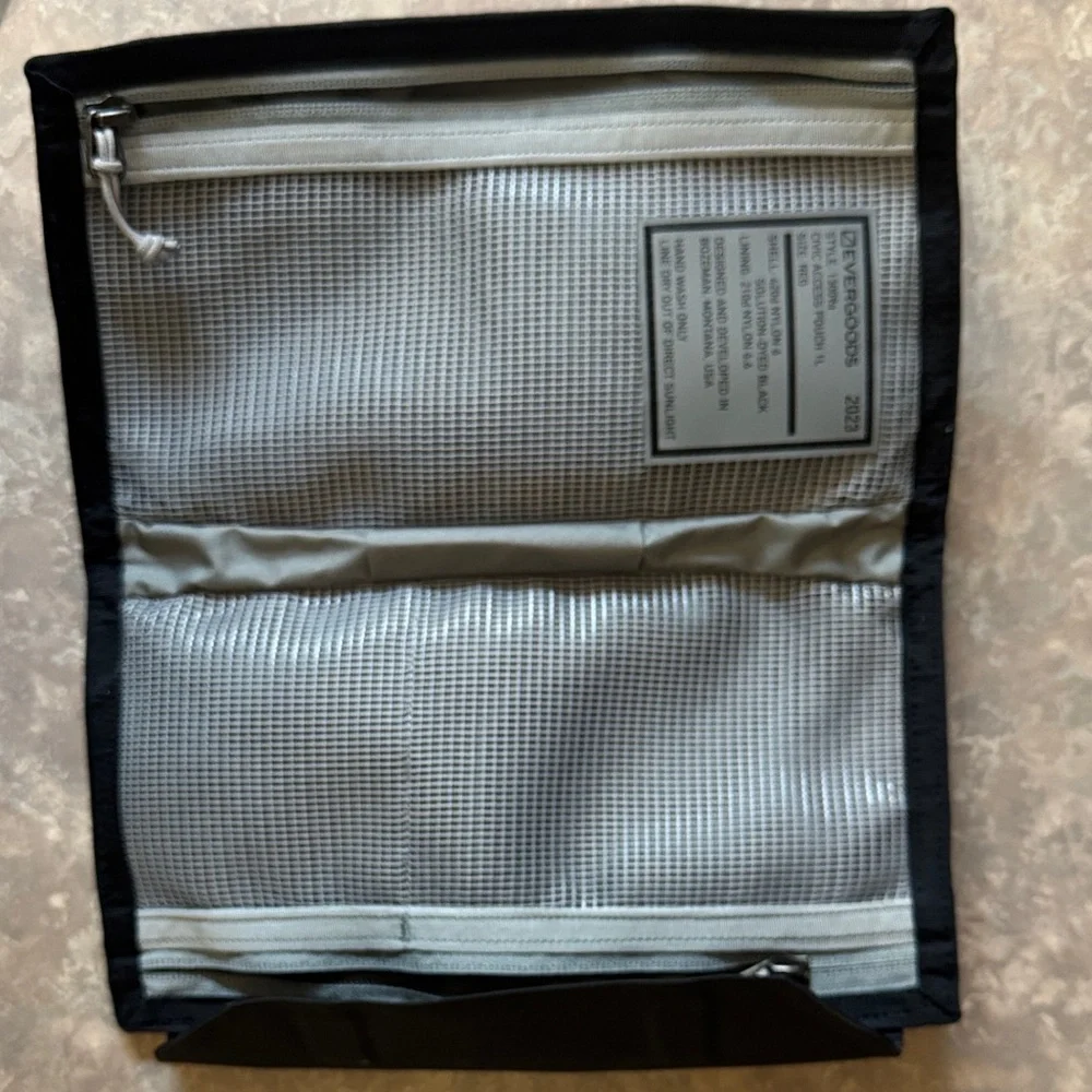 Evergoods Civic Access Black Travel Pouch with Whiskey Bottle Patch - Picture 4 of 5